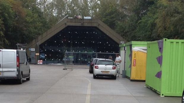 Verbouwing voormalige F16 shelter